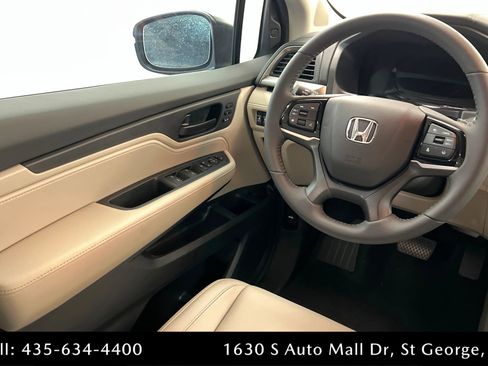 New 2025 Honda Odyssey EX-L image 11
