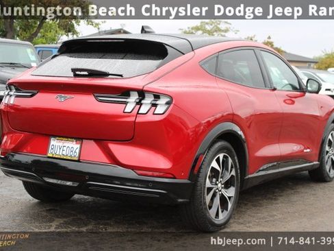 Used 2021 Ford Mustang Mach-E Premium image 5