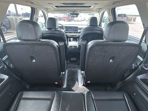 Used 2025 Kia Telluride S image 35