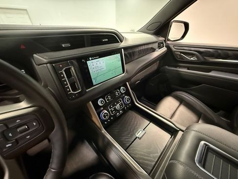 Used 2024 GMC Yukon Denali image 85