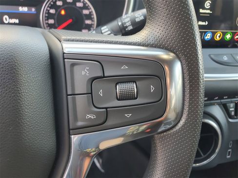 Used 2023 Chevrolet Blazer LT image 24