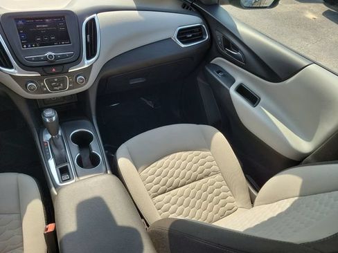 Used 2019 Chevrolet Equinox LS FWD image 15