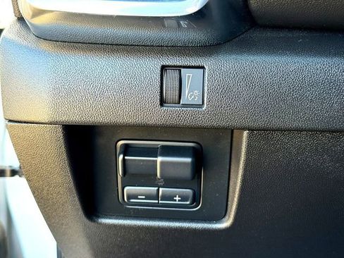 Used 2025 GMC Canyon Elevation w/ Convenience Package image 14