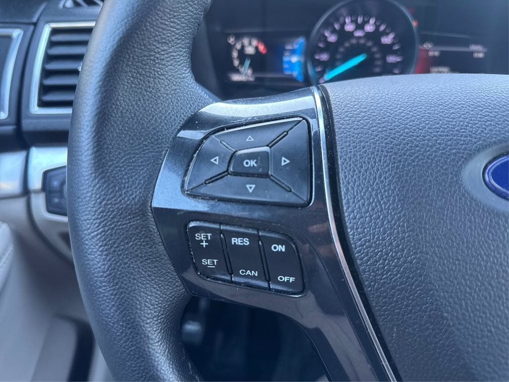 Used 2018 Ford Explorer Limited FWD image 26