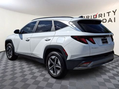 Used 2025 Hyundai Tucson SEL AWD/4WD image 6