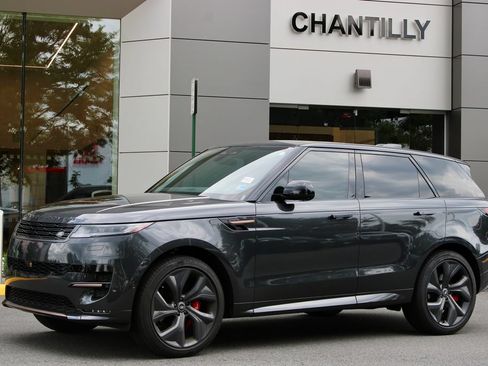 Used 2025 Land Rover Range Rover Sport Dynamic SE AWD/4WD image 1
