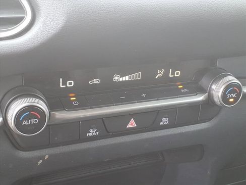 Used 2023 MAZDA CX-30 AWD 2.5 S w/ Select Package image 11