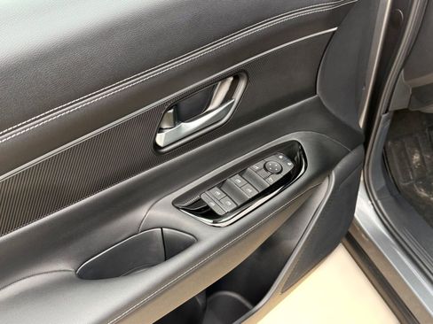 New 2026 Nissan Murano SV AWD/4WD image 11