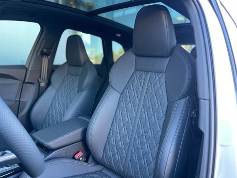 New 2025 Audi SQ5 Premium Plus image 17