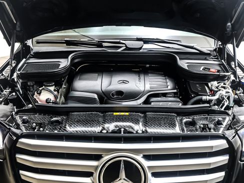 Certified 2025 Mercedes-Benz GLS 450 4MATIC image 13