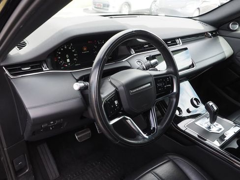 Used 2022 Land Rover Range Rover Evoque R-Dynamic SE image 13