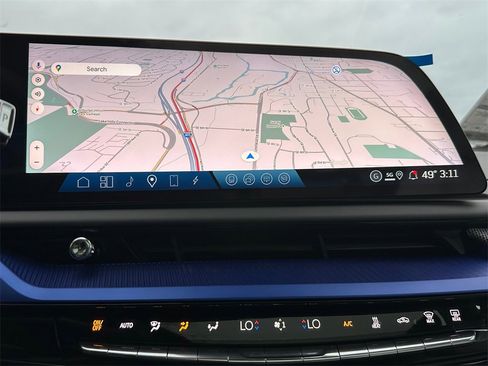 New 2026 Cadillac Optiq Luxury 1 image 27