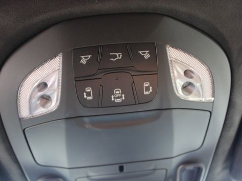 New 2026 Chrysler Pacifica Pinnacle image 22