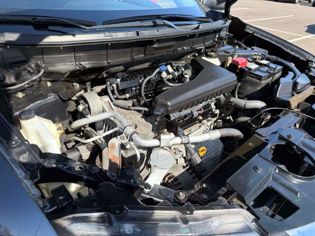Used 2018 Nissan Rogue S AWD/4WD image 19