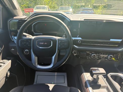 New 2026 GMC Sierra 1500 SLT w/ SLT Premium Package AWD/4WD image 14
