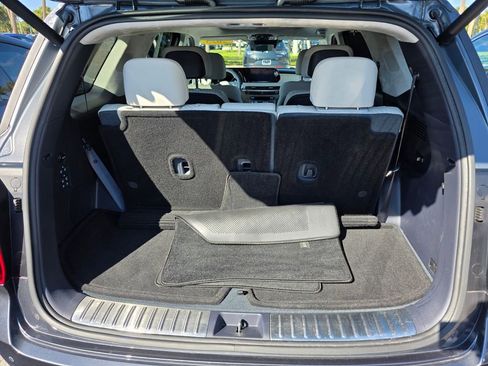 Used 2025 Hyundai Palisade Calligraphy image 18