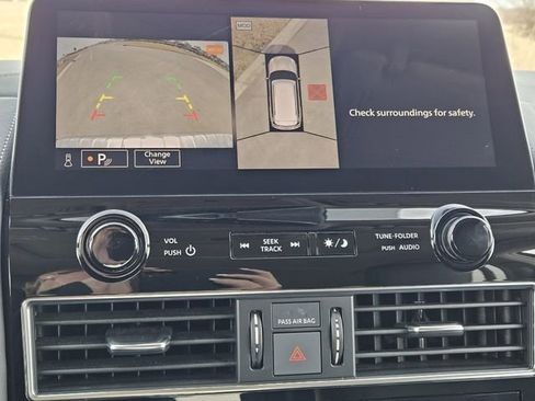 Used 2024 INFINITI QX80 Luxe image 18