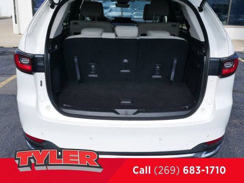 Used 2024 MAZDA CX-90 3.3 Turbo w/ Premium Package AWD/4WD image 16