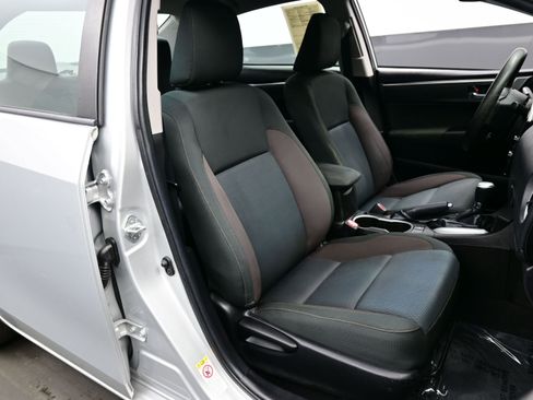 Used 2019 Toyota Corolla LE image 13