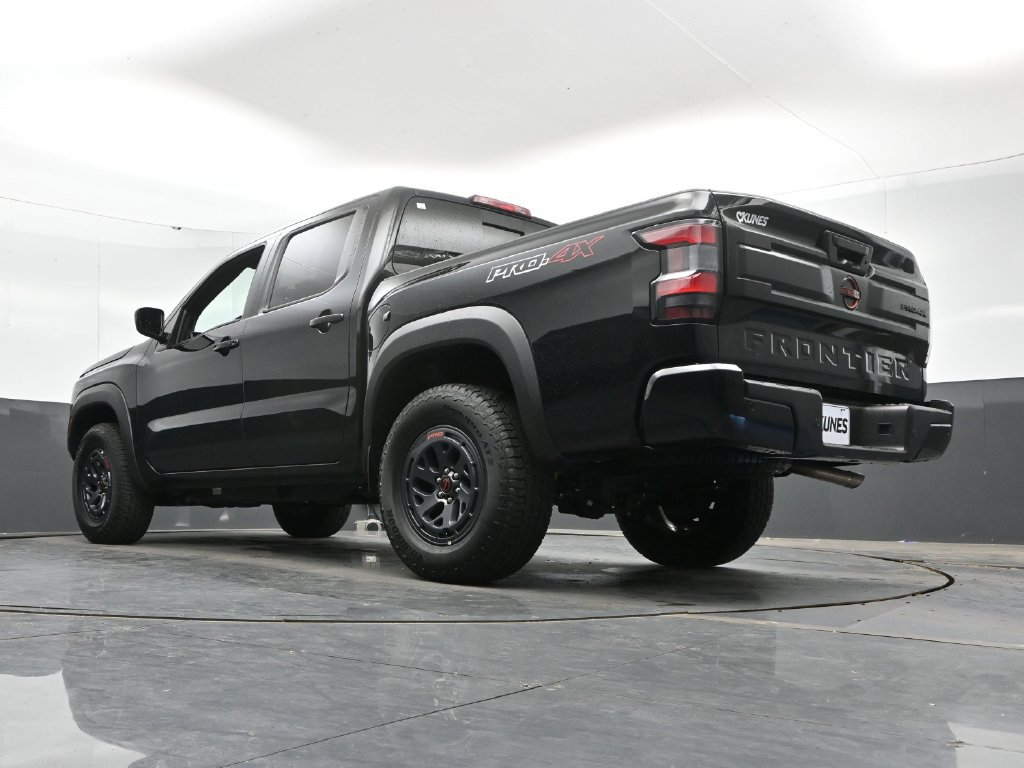 Used 2026 Nissan Frontier PRO-4X AWD/4WD image 44