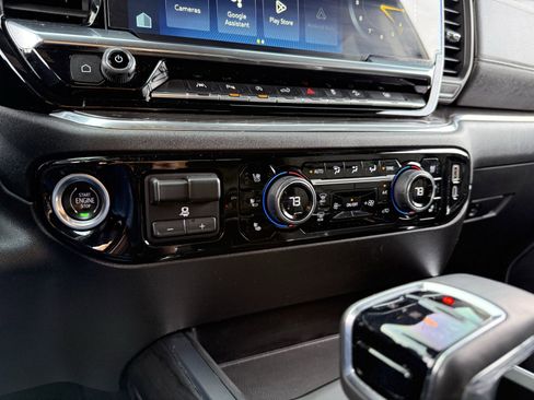 Used 2023 Chevrolet Silverado 1500 LTZ w/ LTZ Premium Package image 24