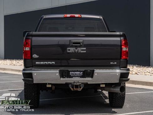 Used 2015 GMC Sierra 2500 SLE w/ SLE Preferred Package AWD/4WD image 7