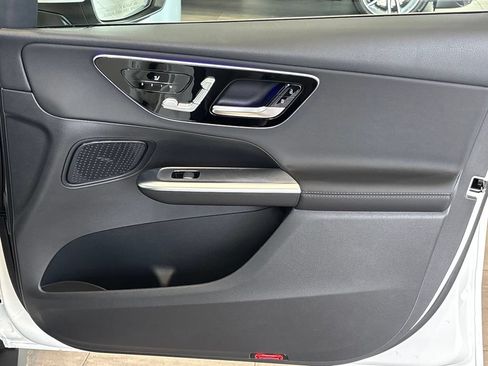 New 2026 Mercedes-Benz GLC 350e 4MATIC image 32