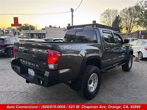 Used 2017 Toyota Tacoma TRD Off-Road w/ Tow Package (A/T) AWD/4WD image 3