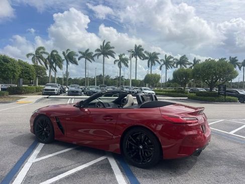 Used 2019 BMW Z4 sDrive30i w/ M Sport Package RWD image 13