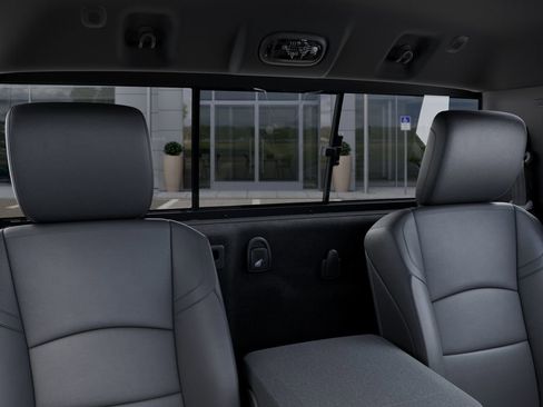 New 2026 RAM 3500 Tradesman AWD/4WD image 27