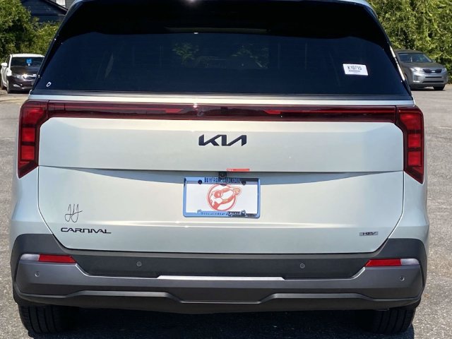 New 2027 Kia Carnival SX FWD image 4