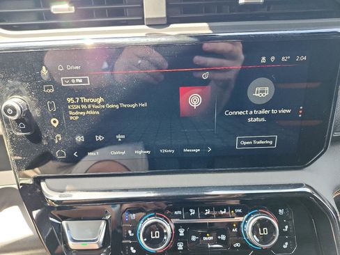 Certified 2025 GMC Sierra 2500 AT4 w/ AT4 Premium Plus Package AWD/4WD image 19