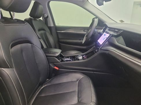 Used 2022 Jeep Grand Cherokee Limited 4xe image 21