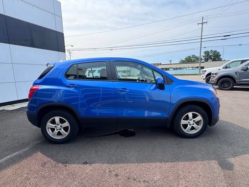 Used 2016 Chevrolet Trax LS AWD/4WD image 8
