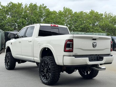 Used 2022 RAM 2500 Laramie AWD/4WD image 5
