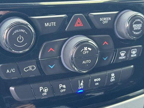 Used 2019 Jeep Grand Cherokee Trackhawk AWD/4WD image 21