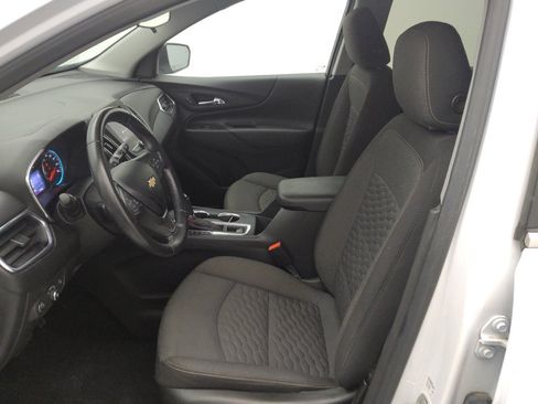 Used 2021 Chevrolet Equinox LT image 17