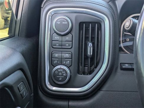 Used 2021 GMC Sierra 3500 Denali w/ Denali Ultimate Package image 25