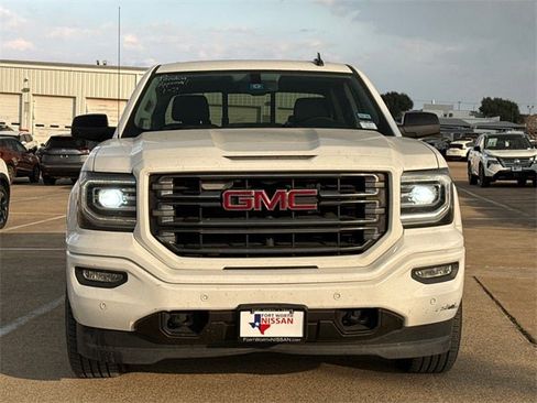 Used 2017 GMC Sierra 1500 SLT image 3