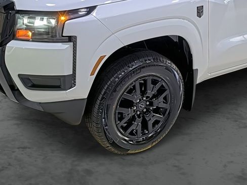 New 2026 Nissan Frontier SV w/ Tow Package AWD/4WD image 7