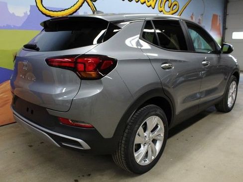 Used 2024 Buick Encore GX Preferred w/ Comfort Package AWD/4WD image 4