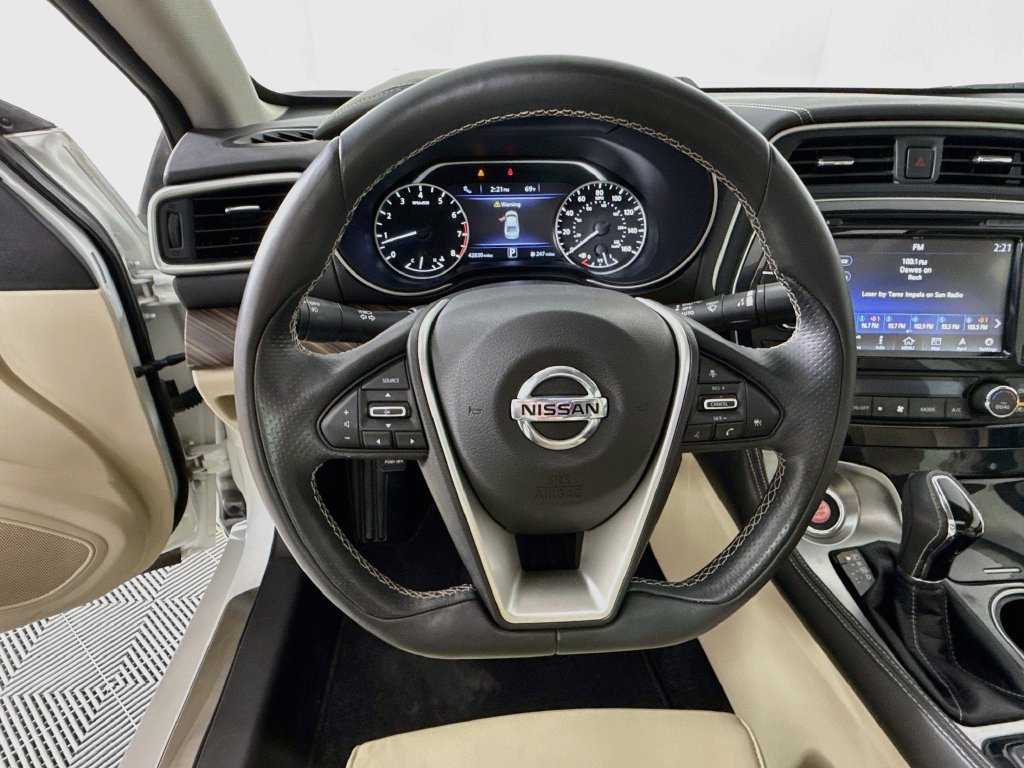 Used 2018 Nissan Maxima Platinum FWD image 11