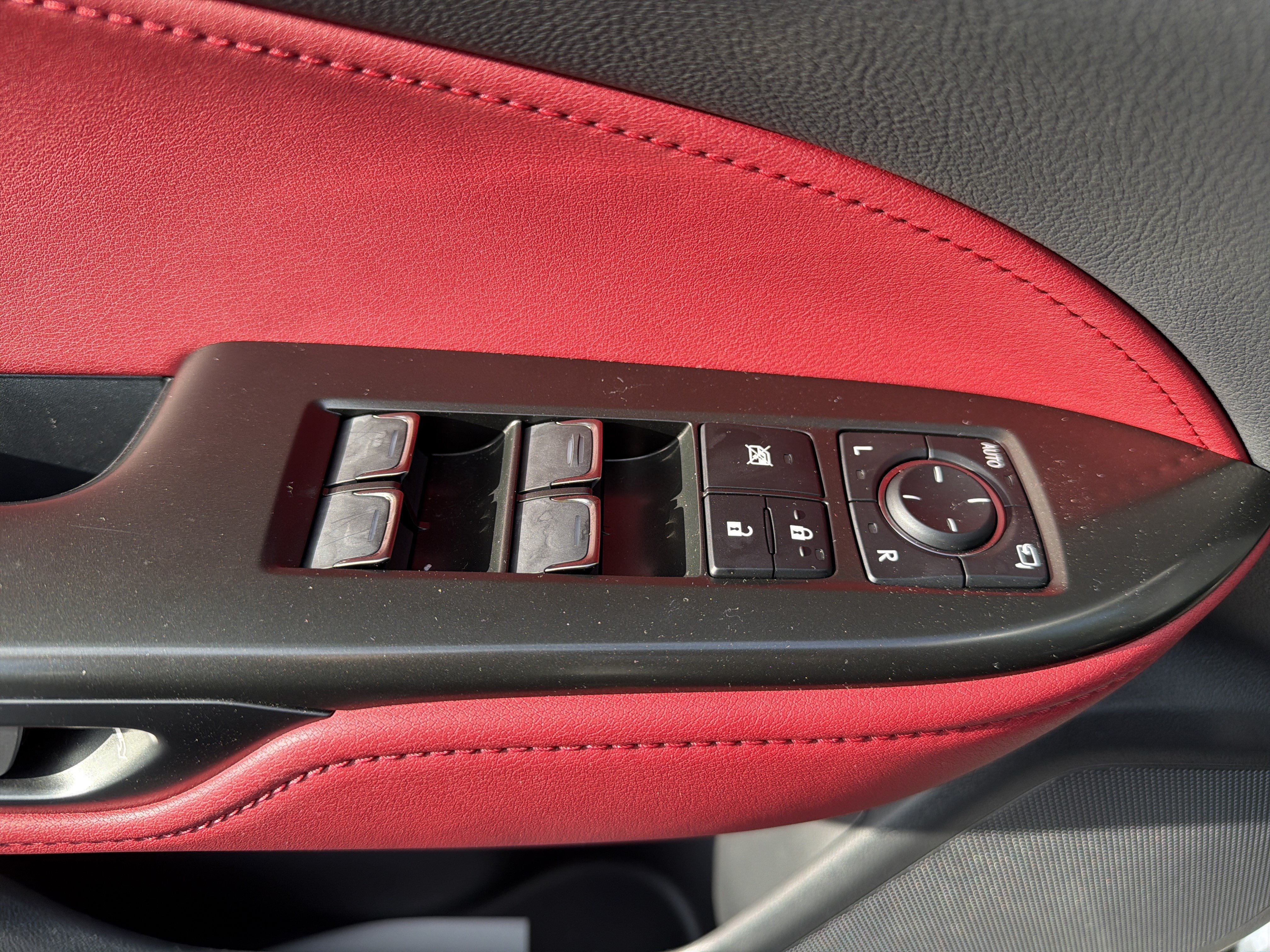 Used 2026 Lexus NX 450h+ F Sport w/ Accessory Package (2T) AWD/4WD image 12