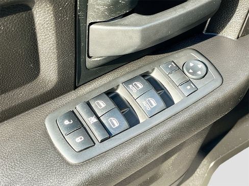 Used 2019 RAM 1500 Tradesman w/ Popular Equipment Group image 18