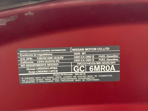 Used 2020 Nissan Rogue Sport S image 15