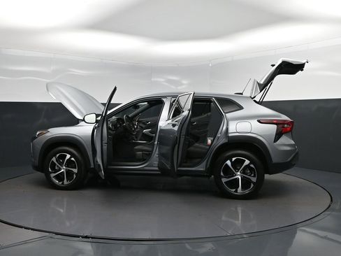 New 2026 Chevrolet Trax RS FWD image 46