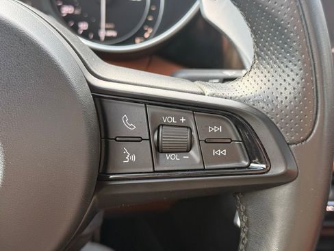 Used 2020 Alfa Romeo Giulia Ti Sport w/ Quick Order Package 22S Sport image 26