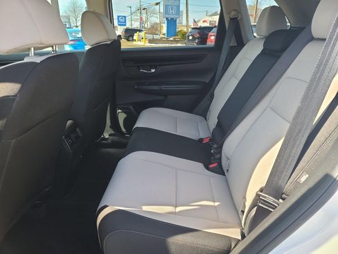 Used 2023 Honda CR-V EX image 12