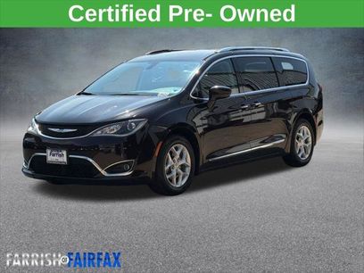Certified 2018 Chrysler Pacifica Touring-L w/ Tire & Wheel Group