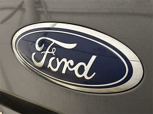 Certified 2018 Ford F150 Lariat w/ Equipment Group 502A Luxury image 21